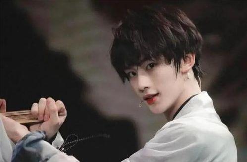 丁程鑫最新爆料天官,天官赐福背后的创作秘辛  第1张